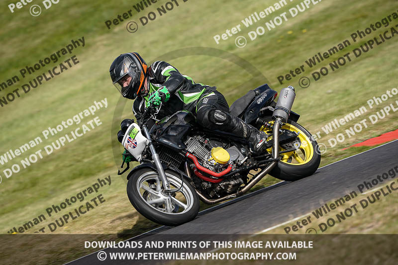 cadwell no limits trackday;cadwell park;cadwell park photographs;cadwell trackday photographs;enduro digital images;event digital images;eventdigitalimages;no limits trackdays;peter wileman photography;racing digital images;trackday digital images;trackday photos